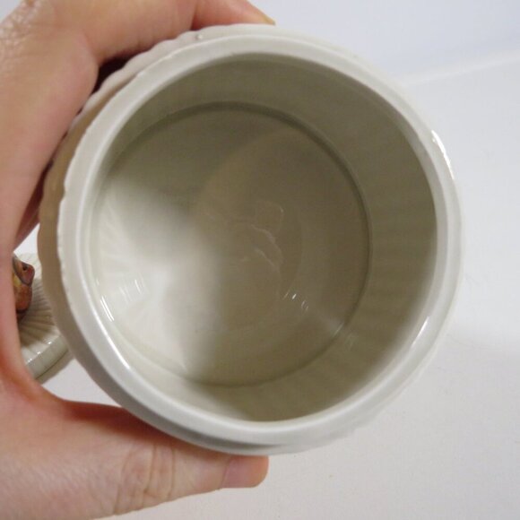 Seashell Ceramic Dish by Fitz & Floyd with Lid Glazed (has small chip on lid) - Picture 6 of 11